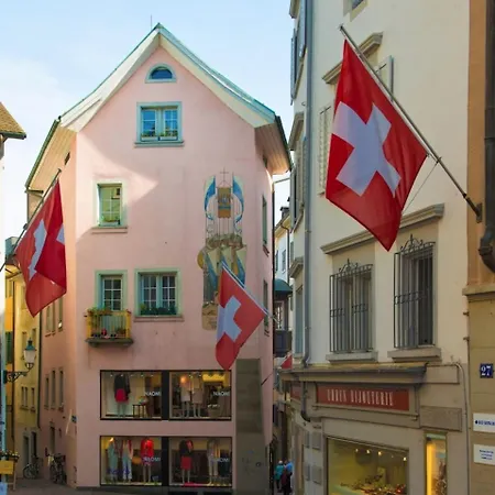 Pedestrian Area Close To Bahnhofstrasse Appartamento